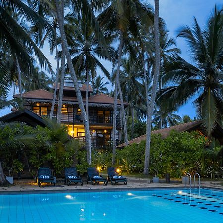 Seven Turtles Hotel Тангале Екстериор снимка
