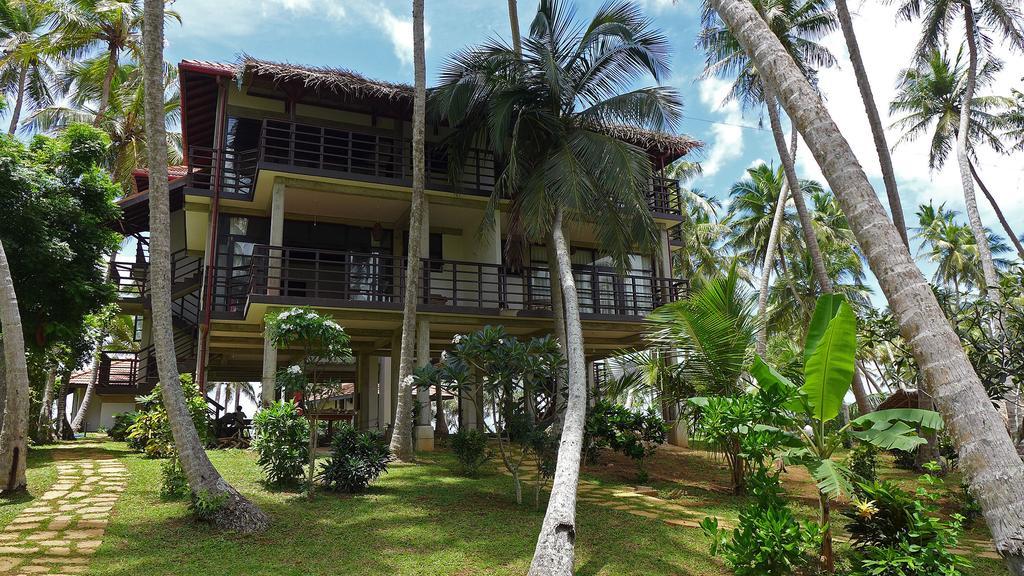 Seven Turtles Hotel Тангале Екстериор снимка